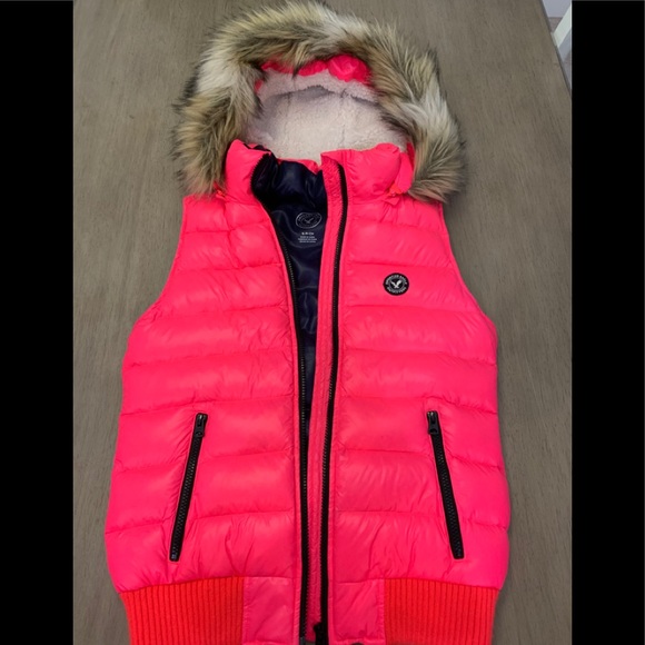 American Eagle Outfitters Jackets & Blazers - AMERICAN EAGLE OUTFITTERS PINK PUFFER VEST